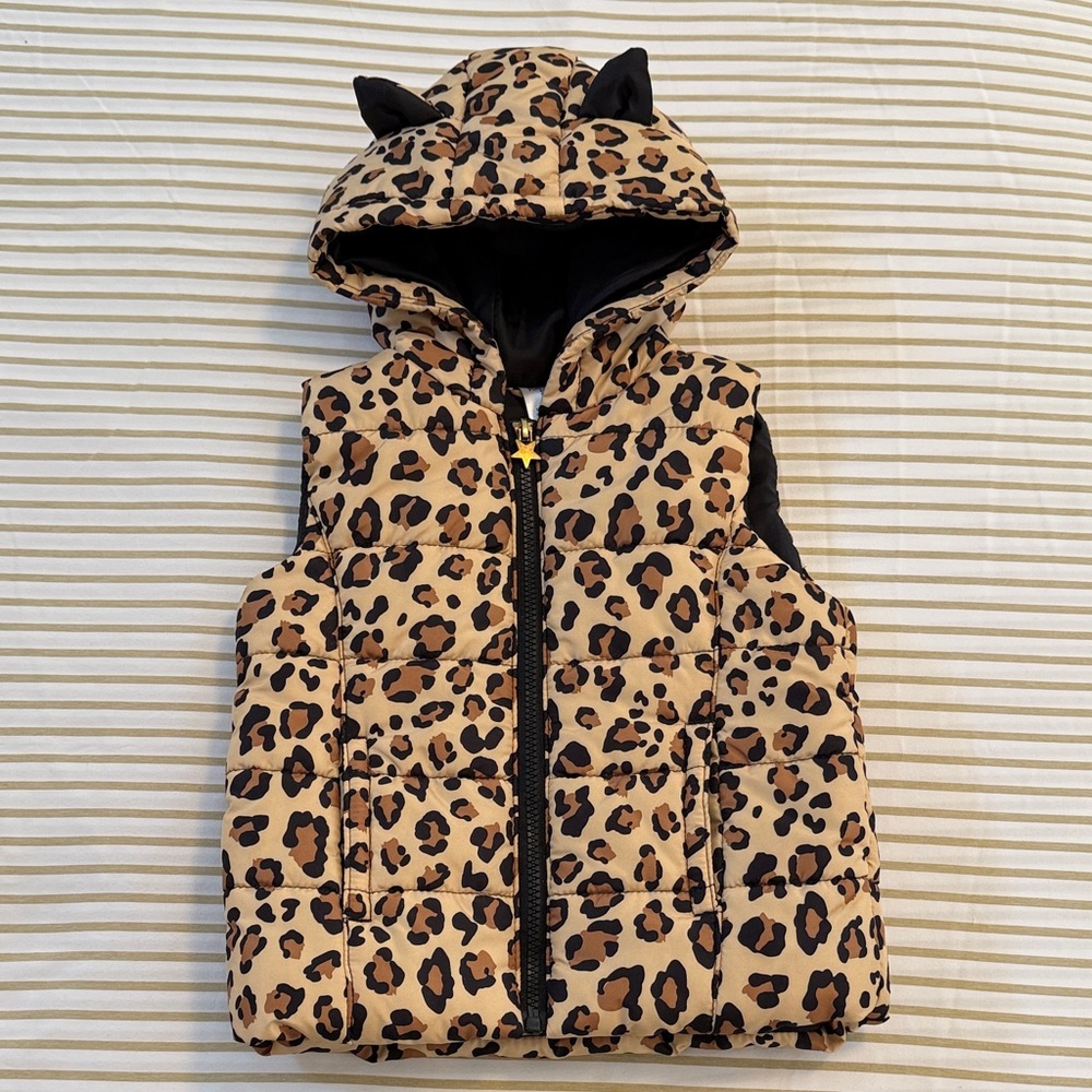 Member’s Mark Leopard Print Hooded Puffer Vest with Ears Size 2T